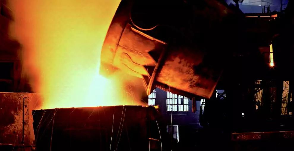 煉鋼廠鋼包的使用壽命有限，如何實時監(jiān)測并實現(xiàn)預(yù)測性維護(hù)？