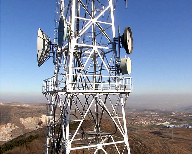 從人工瞭望森林火情到電腦監(jiān)控，縣林業(yè)局林火預(yù)警系統(tǒng)投入使用