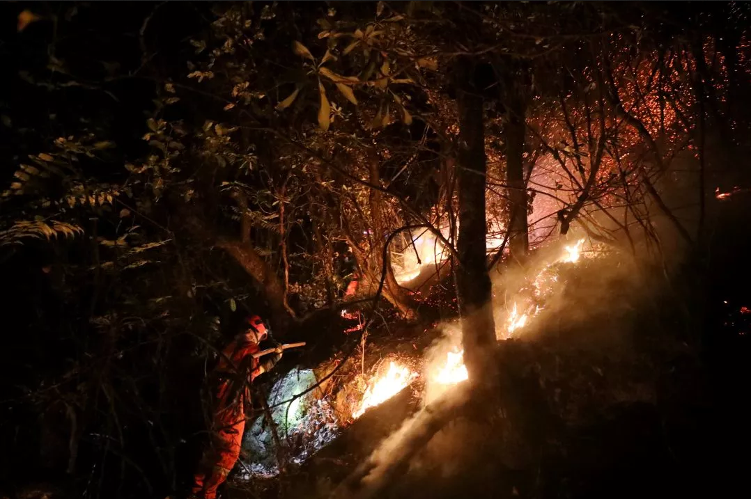 四川冕寧突發(fā)森林火災(zāi)，750余人緊急撲救