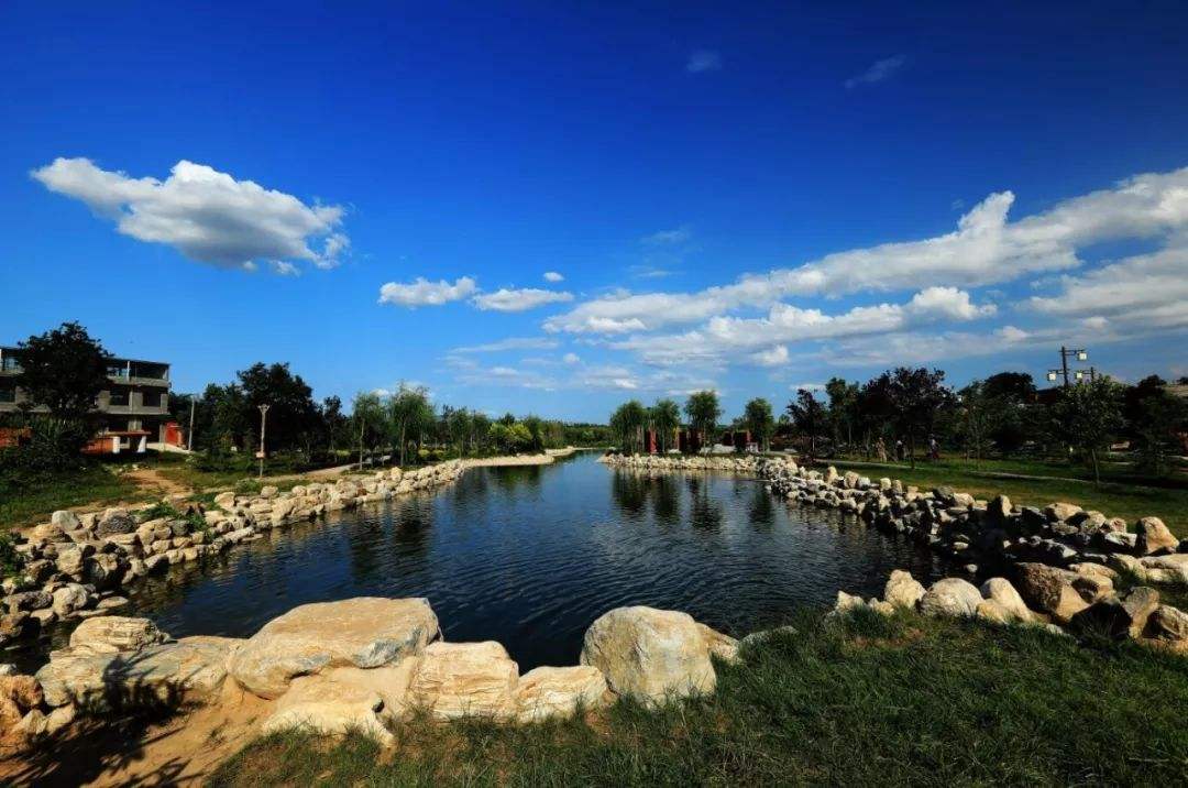 天更藍(lán)，山更綠，水更清—河長(zhǎng)制水文水利監(jiān)測(cè)