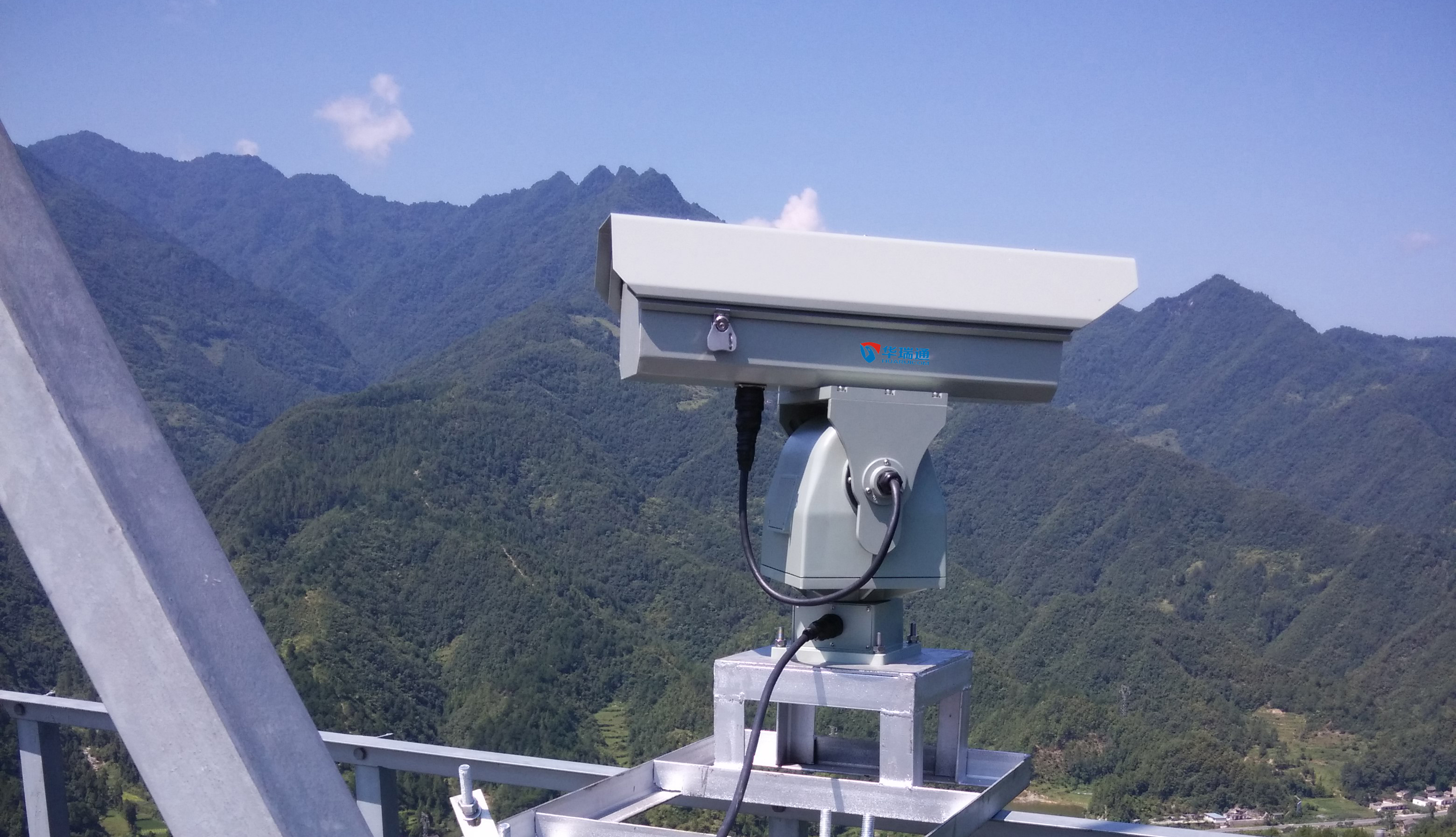 根據(jù)重慶當?shù)氐牡匦蔚孛玻胱龊靡粋€森林防火方案有何困難點