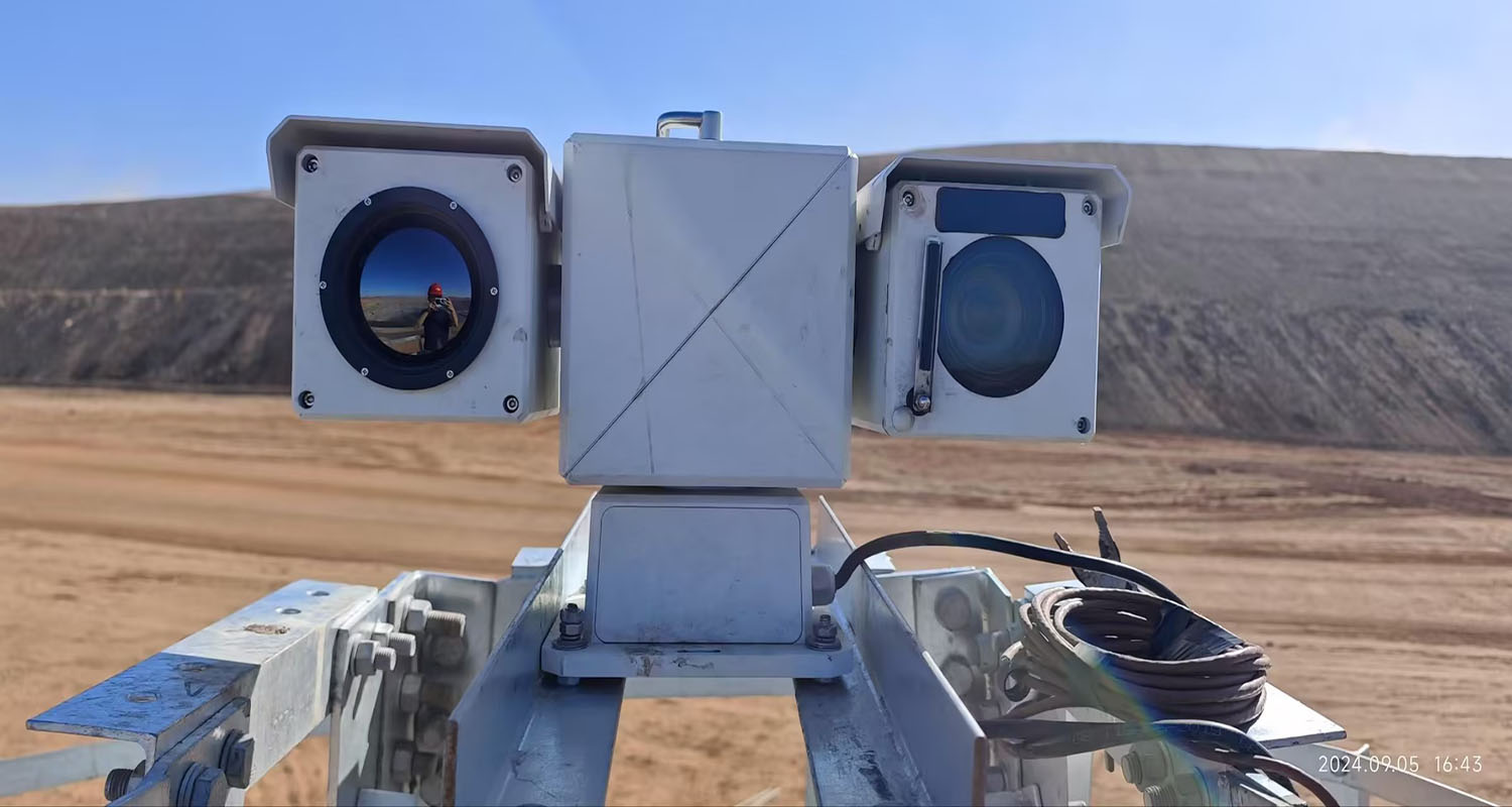 雙光譜云臺攝像機